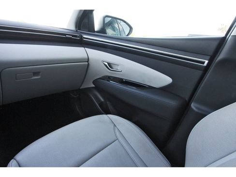 Used 2024 Hyundai Tucson Limited FWD image 13