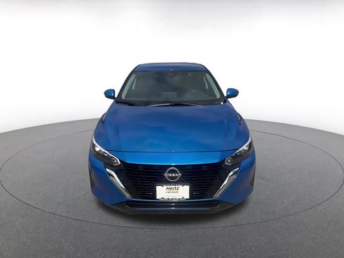 Used 2025 Nissan Sentra SV FWD image 4