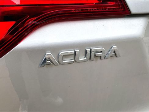 Used 2011 Acura MDX w/ Technology Package AWD/4WD image 29
