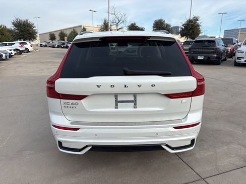 Used 2023 Volvo XC60 T8 Plus w/ Climate Package image 6