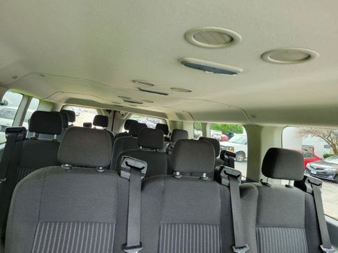 Used 2016 Ford Transit 350 XL RWD image 17