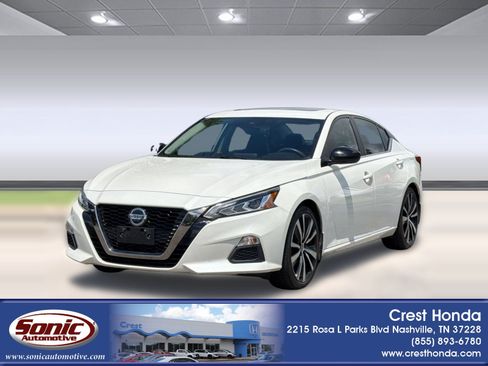Used 2020 Nissan Altima 2.5 SR w/ Premium Package FWD image 1