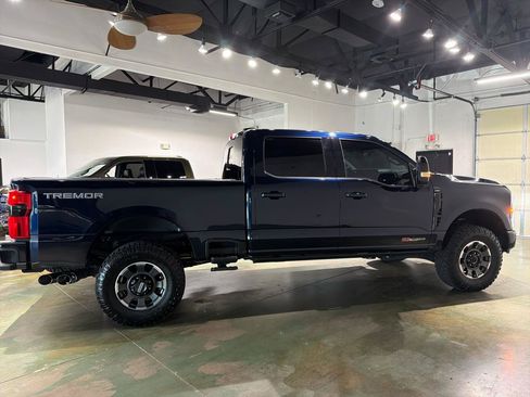 Used 2024 Ford F250 Lariat w/ Lariat Ultimate Package AWD/4WD image 9