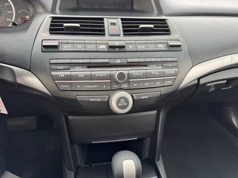 Used 2009 Honda Accord EX-L image 18