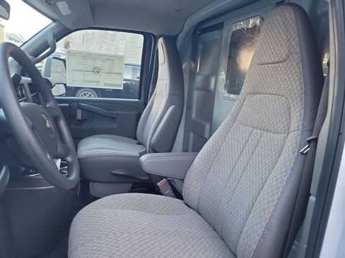 New 2025 Chevrolet Express 3500 w/ Power Convenience Package image 17