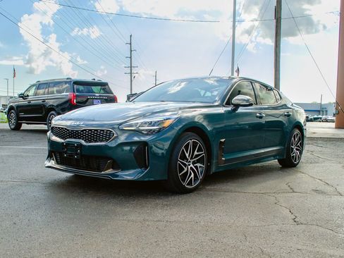 Used 2022 Kia Stinger GT-Line w/ Sun & Sound Package AWD/4WD image 9