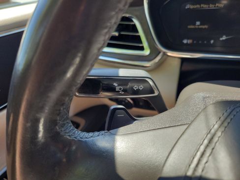 Used 2017 Lincoln Continental Select FWD image 13