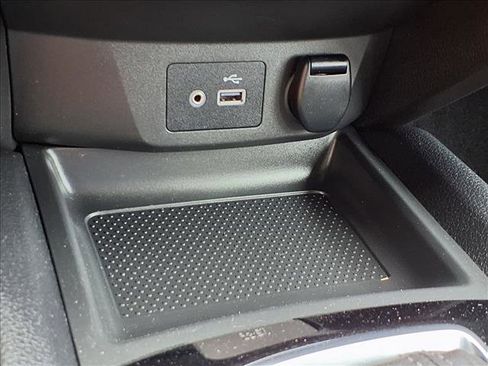 Used 2021 Nissan Rogue Sport S image 21