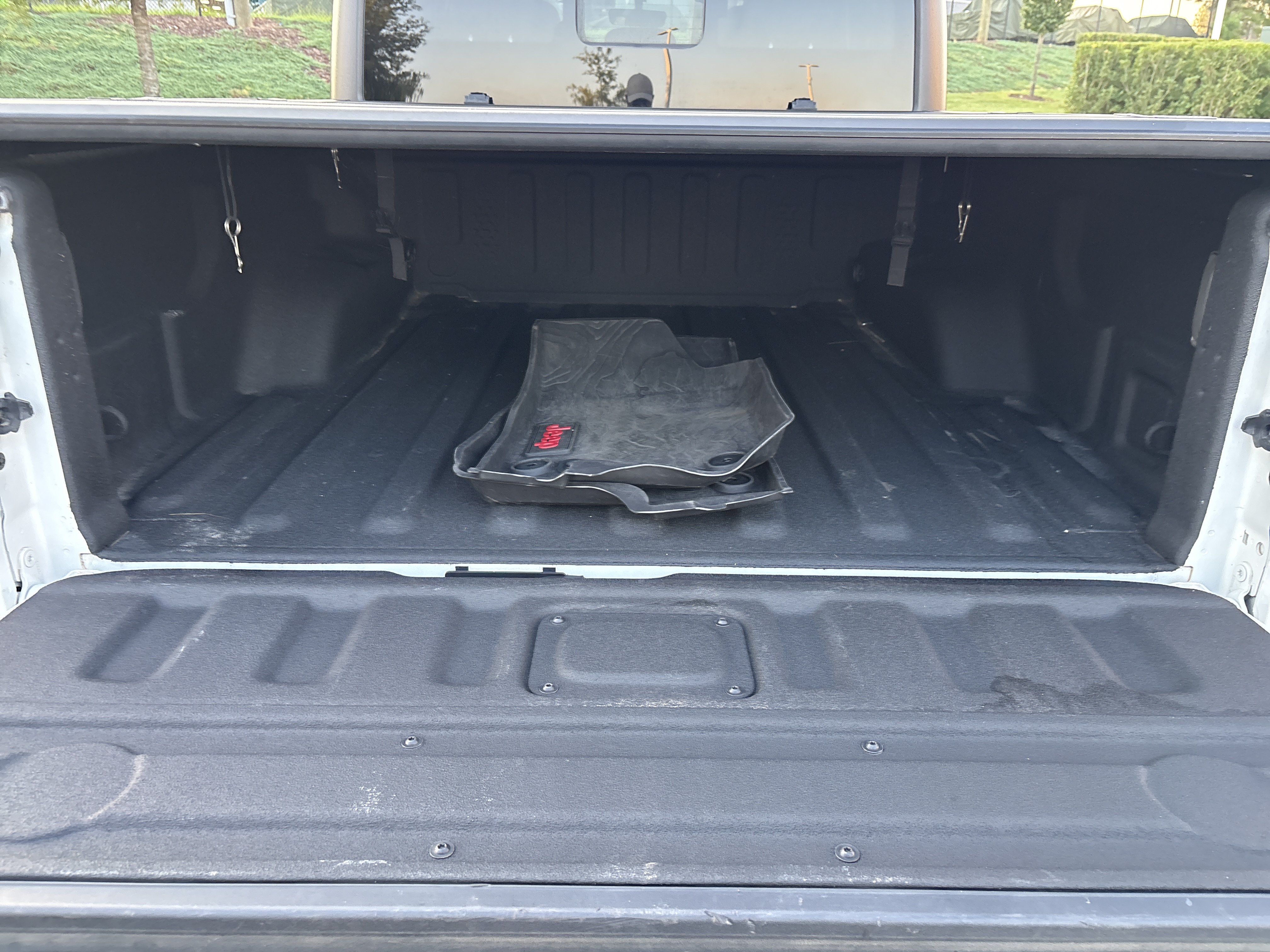 Used 2023 Jeep Gladiator Sport AWD/4WD image 34