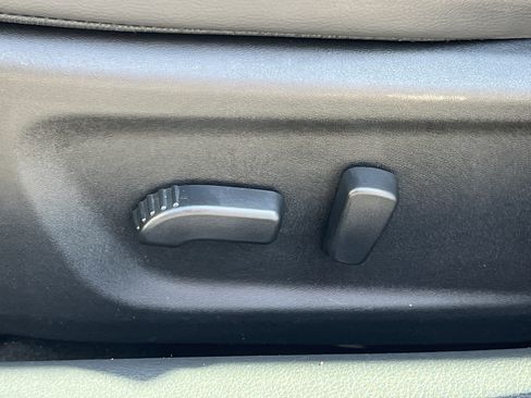 Used 2025 Nissan Altima 2.5 SR image 17