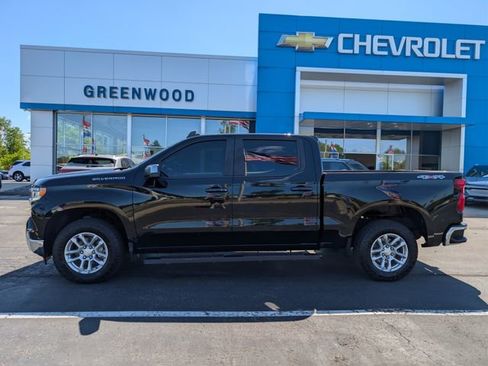 Used 2023 Chevrolet Silverado 1500 LT AWD/4WD image 2
