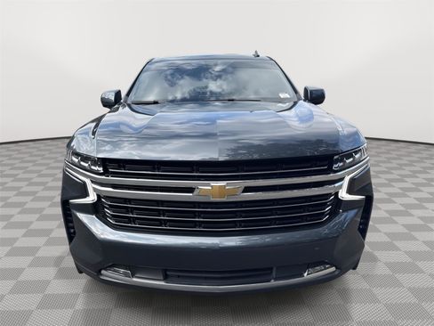 Used 2021 Chevrolet Suburban LT w/ Rear Media and Nav Package image 3