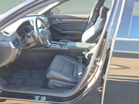 Used 2021 Honda Accord Sport image 9