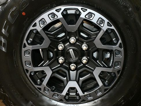 Used 2026 Ford F150 Raptor w/ Equipment Group 803A Raptor R AWD/4WD image 68