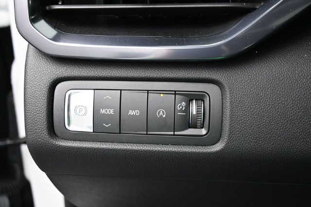 Used 2026 GMC Acadia AT4 w/ Super Cruise Package AWD/4WD image 35