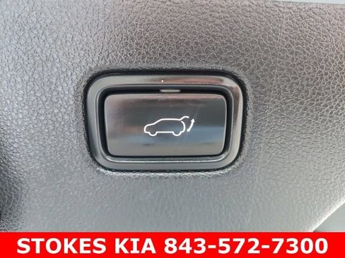 Used 2020 Kia Sorento EX AWD/4WD image 35
