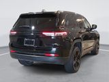 Used 2023 Jeep Grand Cherokee Limited w/ Black Appearance Package image 5