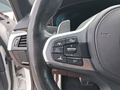 Used 2019 BMW M550i xDrive image 16