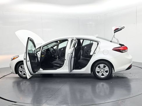 Used 2018 Kia Forte LX w/ LX Popular Package FWD image 57