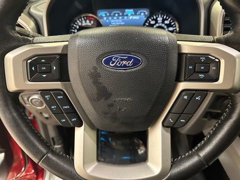 Used 2019 Ford F150 Lariat image 10