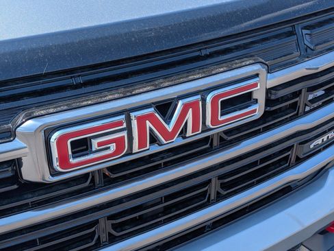 Used 2026 GMC Terrain AT4 image 5