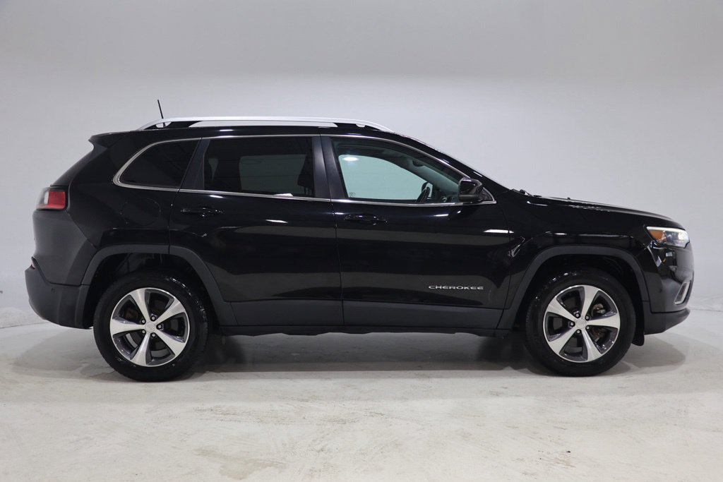 Used 2021 Jeep Cherokee Limited w/ Elite Package AWD/4WD image 9