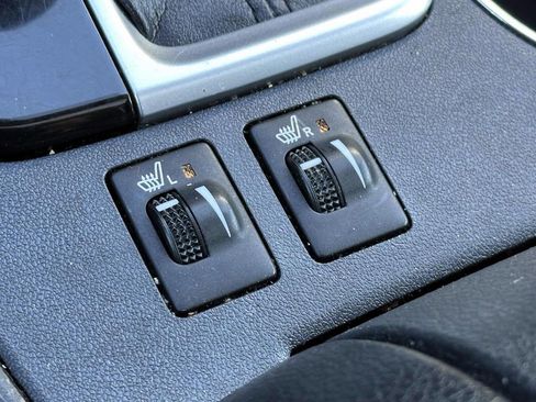 Used 2019 Toyota Highlander XLE image 32