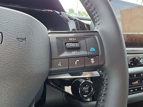 New 2026 Nissan Pathfinder SL FWD image 21