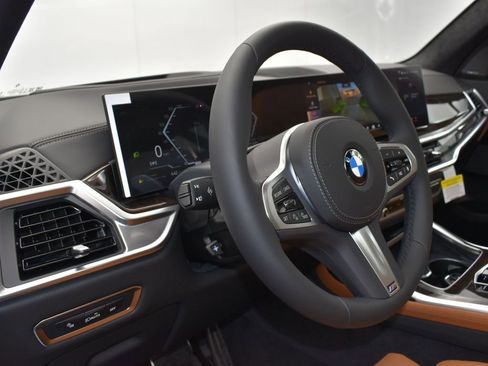 New 2026 BMW X7 xDrive40i w/ M Sport Package image 12