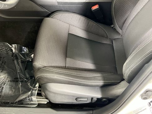 Used 2023 Subaru Outback Premium image 18