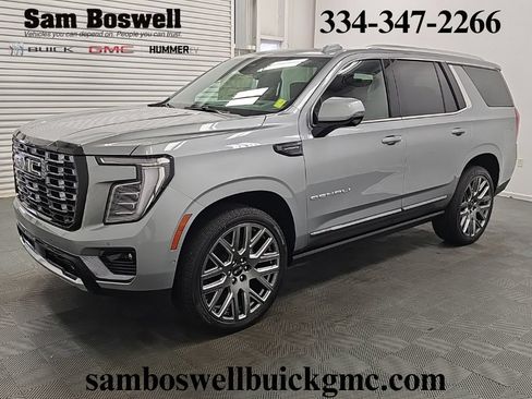 New 2026 GMC Yukon Denali Ultimate w/ LPO, Floor Liner Package AWD/4WD image 4