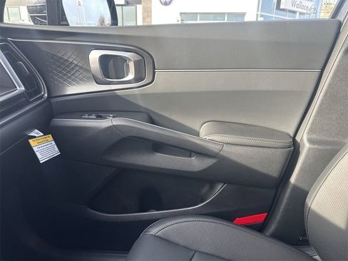 New 2026 Kia Sorento EX image 24