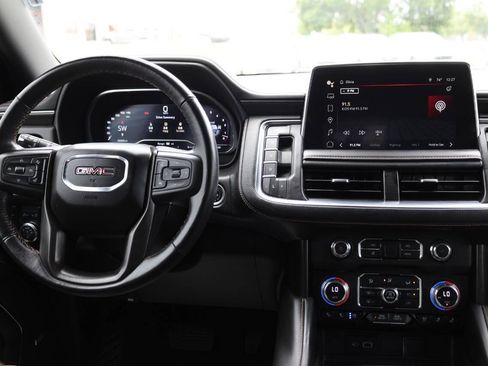 Used 2023 GMC Yukon AT4 AWD/4WD image 25