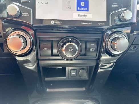 Used 2021 Toyota 4Runner TRD Off-Road Premium w/ Convenience Package (TMS) image 28