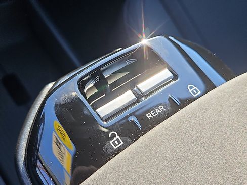 New 2026 Volvo EX30 Ultra image 15