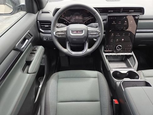 New 2026 GMC Terrain AT4 w/ Technology Package II AWD/4WD image 30