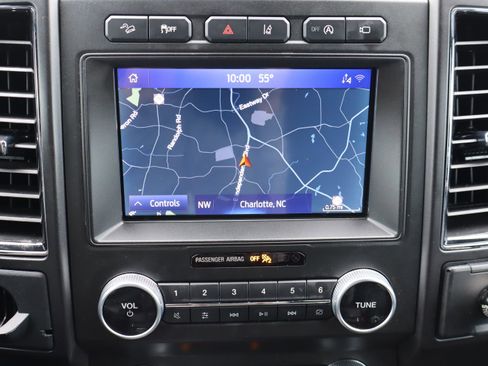 Used 2021 Ford Expedition Max Limited image 29