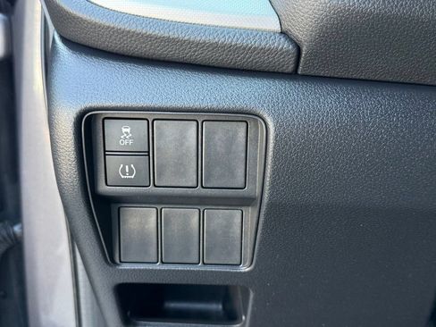 Used 2019 Honda CR-V LX image 25