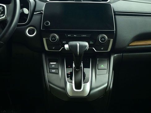 Used 2019 Honda CR-V Touring image 11