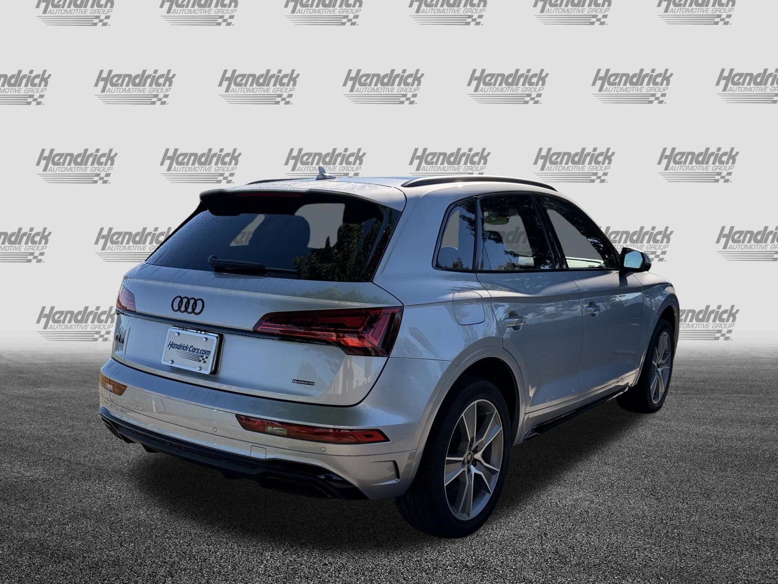 Certified 2025 Audi Q5 2.0T Premium w/ Convenience Plus Package AWD/4WD image 10