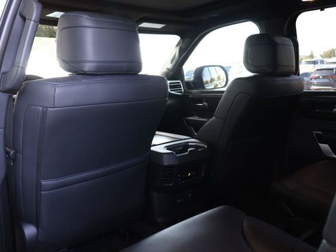 Certified 2025 Toyota Sequoia Platinum AWD/4WD image 20