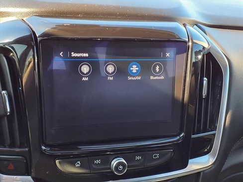 Used 2021 Chevrolet Traverse High Country image 33