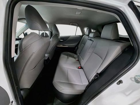 Used 2024 Toyota Venza XLE AWD/4WD image 20
