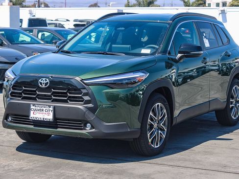 New 2026 Toyota Corolla Cross XLE FWD image 3