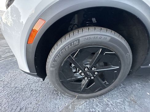 New 2026 Chevrolet Equinox EV LT image 5