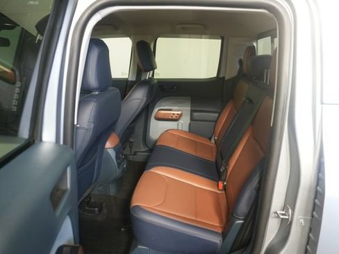 Certified 2022 Ford Maverick Lariat w/ Lariat Luxury Package AWD/4WD image 30