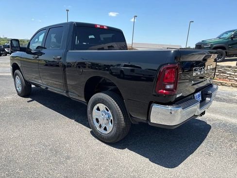New 2026 RAM 2500 Tradesman w/ Chrome Appearance Group AWD/4WD image 3
