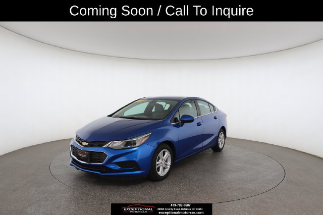 Used 2018 Chevrolet Cruze LT w/ Convenience Package FWD image 1