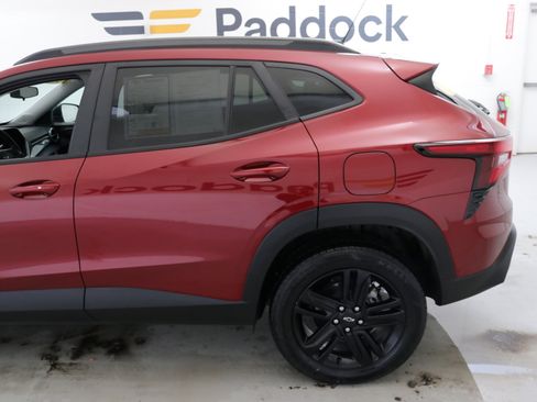 Used 2024 Chevrolet Trax ACTIV w/ Driver Confidence Package image 5