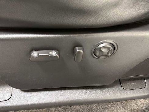 Used 2014 GMC Sierra 3500 SLT image 14